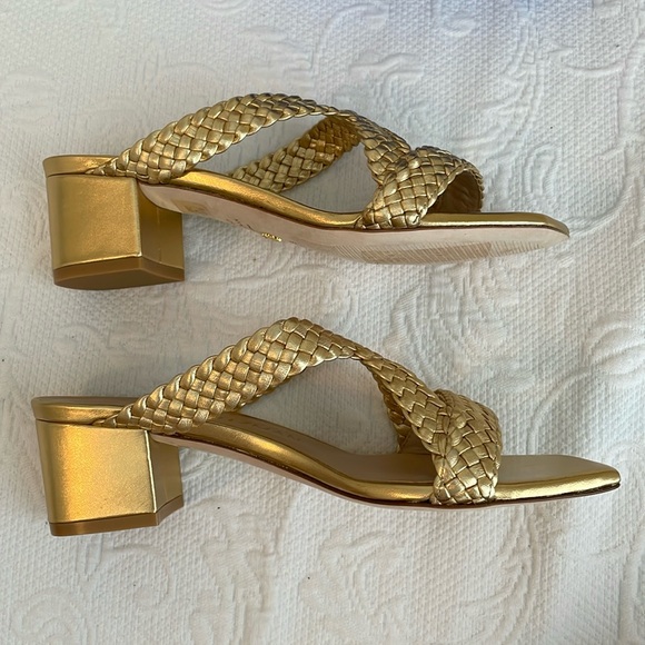 NWT Stuart Weitzman Gold Rosie Woven Block Heel Side Sandals size 8 - Picture 9 of 16